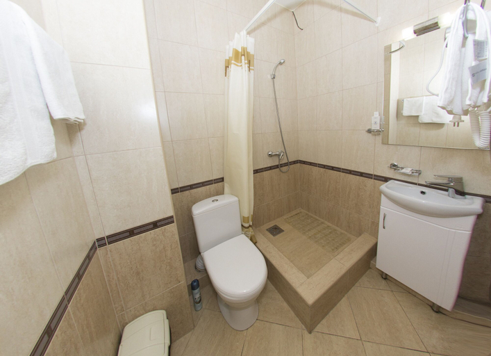 Bathroom 2, Oscar, Saratovskiy rayon