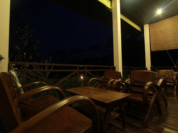 Food & Drinks 4, Baan Rim Klong Resort, Muang Sukhothai