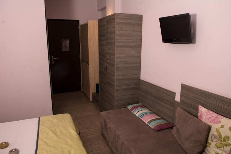 Bedroom 2, Hotel Olympos, Central Macedonia