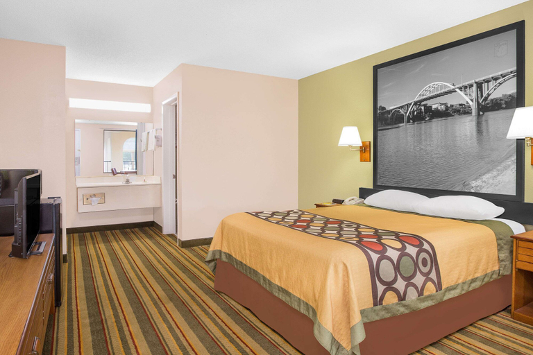 Bedroom 3, Super 8 by Wyndham Eufaula, Barbour