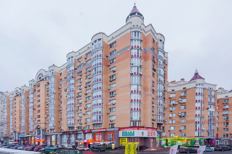 Exterior & Views, Luxury apartment near the Dnieper embankment, Obolons'kyi