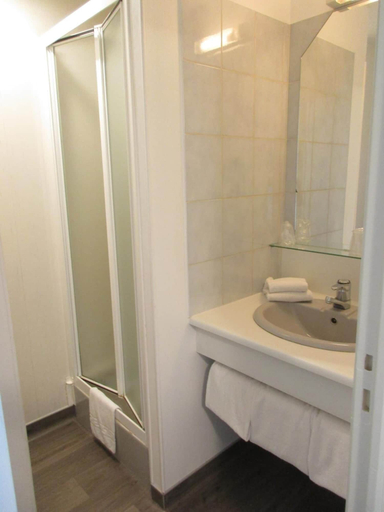 Bathroom 4, Dav' Hotel Jaude, Puy-de-Dôme