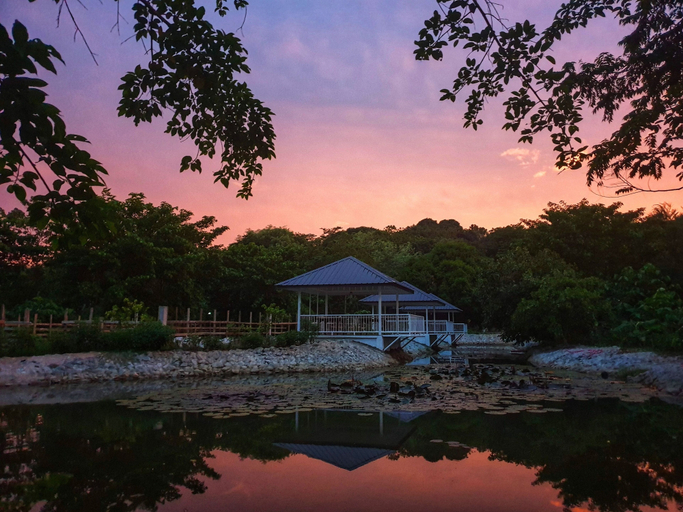 Exterior & Views 2, Hiraya Wellness Resort and Ecopark, Aguilar