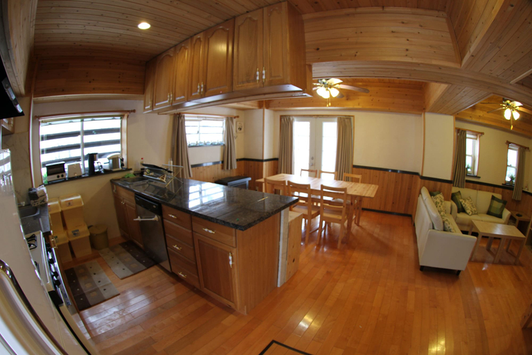 Others 5, Hakuba Powder Cottages, Hakuba