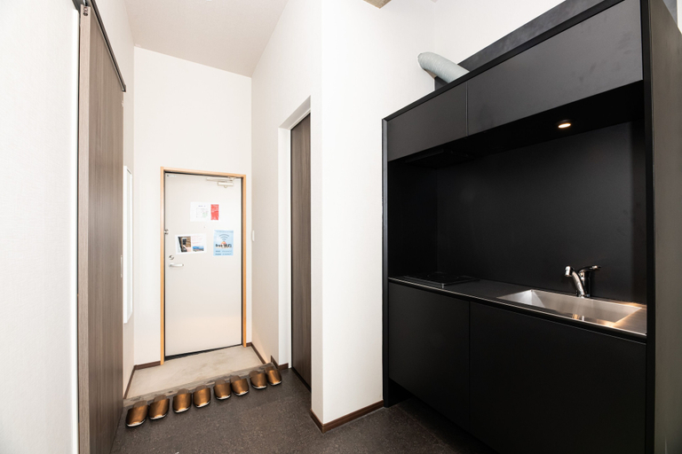 Bathroom 3, Volcano, Kagoshima