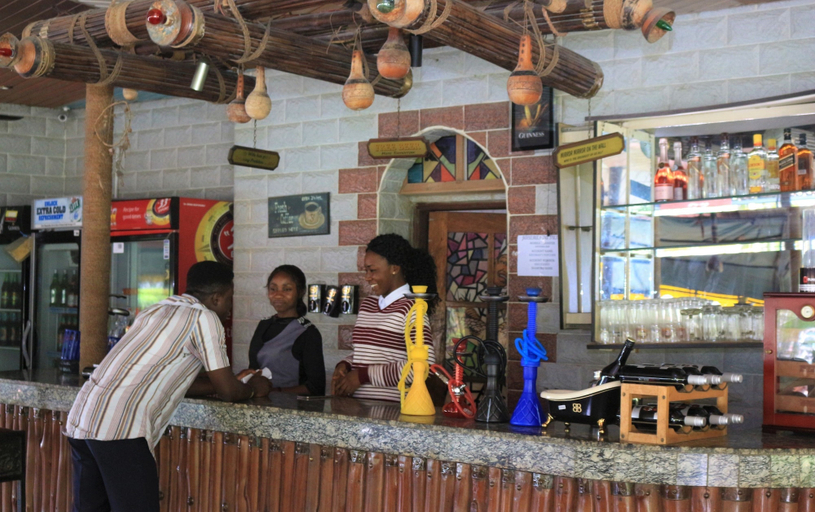 Food & Drinks 4, Jacaranda Suites, Calabar