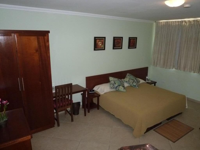 Bedroom 2, Allamanda Hotel, Port-au-Prince