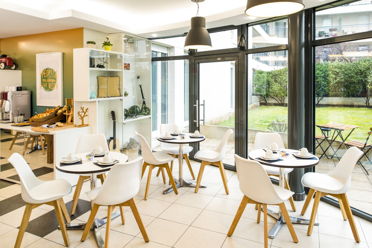 Food & Drinks 2, Aparthotel Adagio Access Paris Vanves Porte de Chatillon, Hauts-de-Seine