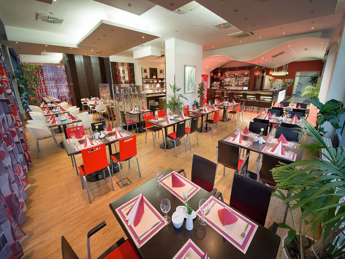 Food & Drinks 5, Rezidence Emmy, Praha 4