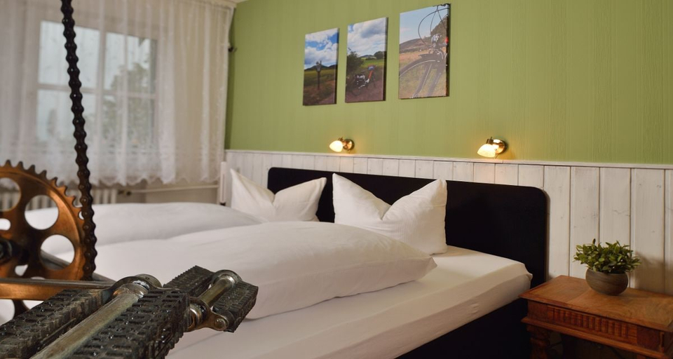 Bedroom 4, Hotel Wandersleben, Gotha