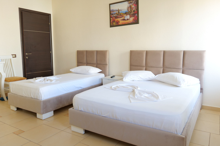 Bedroom 3, Hotel Rixhi, Sarandës
