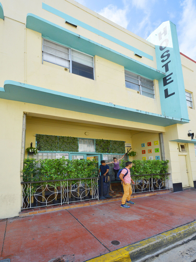 Exterior & Views 2, South Beach Rooms and Hostel, Miami-Dade