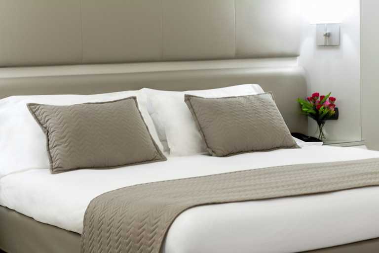 Bedroom 2, Mediterraneo Palace Hotel, Ragusa