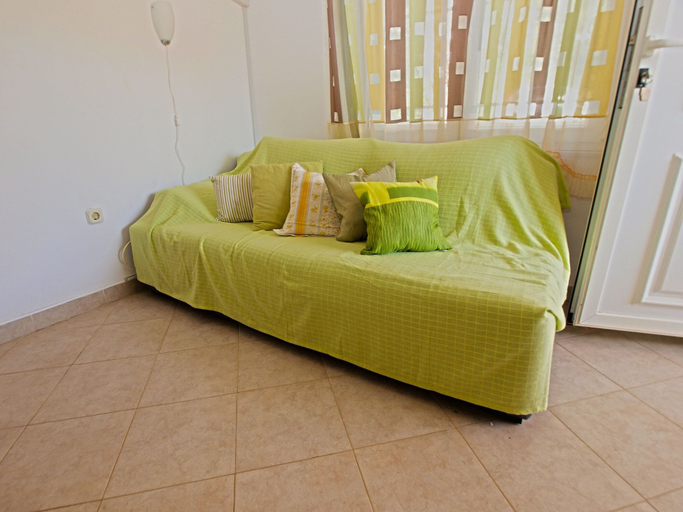 Bedroom 2, Apartment 958, Pula