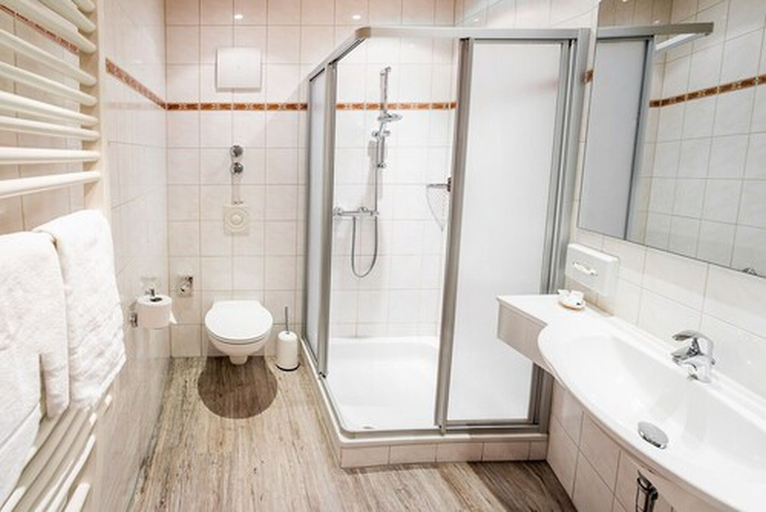 Bathroom 4, Haus Wiesengrund, Hochsauerlandkreis