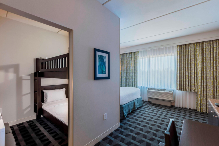 Bedroom 4, TownePlace Suites by Marriott Orlando at SeaWorld, Orange