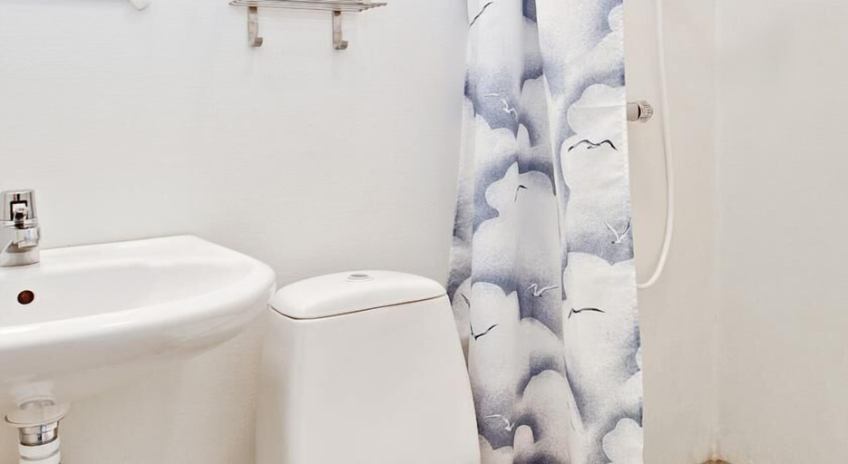 Bathroom 3, Bed's Rumsuthyrning, Norrköping