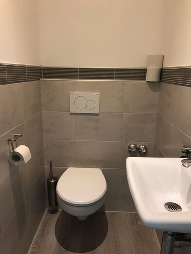 Bathroom 3, Am Hof Jungholz, Reutte