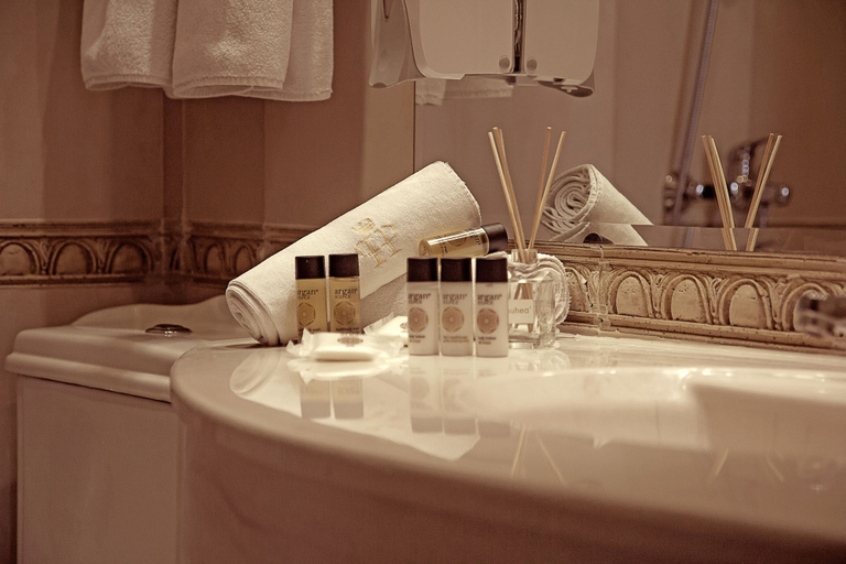 Bathroom 4, Park Hotel Plovdiv, Plovdiv