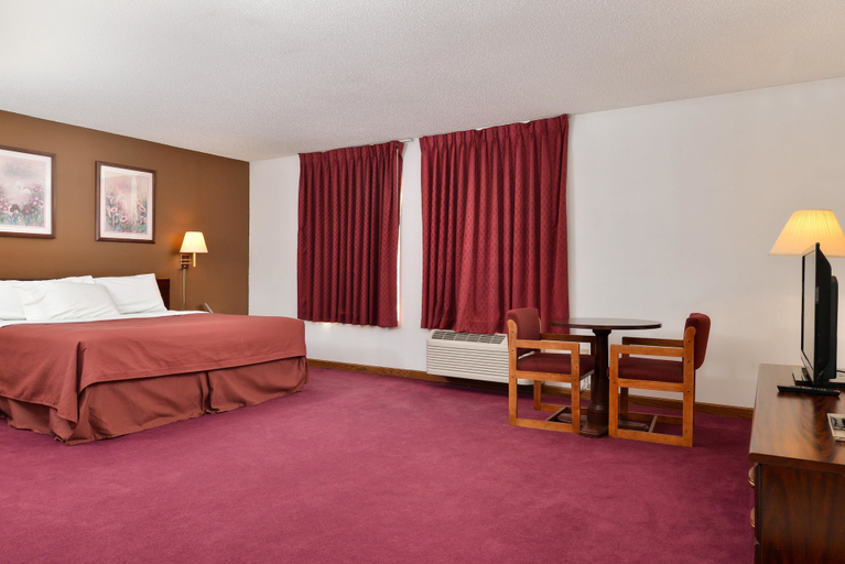 Bedroom 3, Americas Best Value Inn Beardstown, Cass