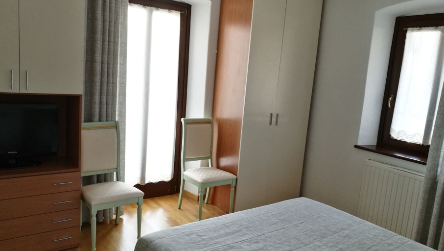 Bedroom 3, Le Cicogne, Trento