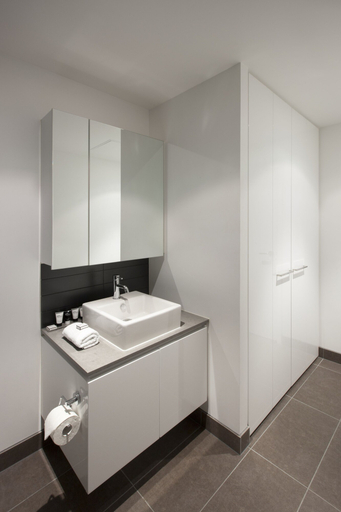 Bathroom 5, The Sebel Melbourne Docklands, Melbourne