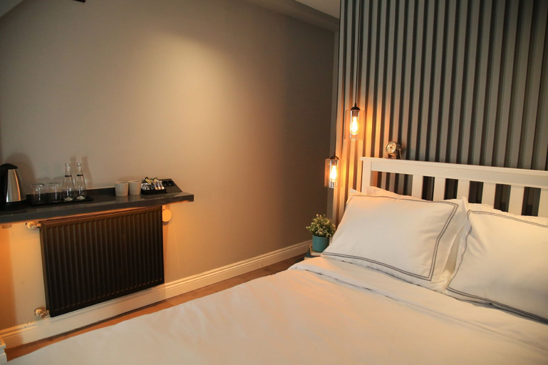 Bedroom 4, Hotel Bronte, Fatih