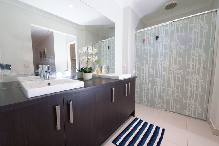 Bathroom 3, Designer Decor Home 8Bed WilliamsLanding, Melbourne