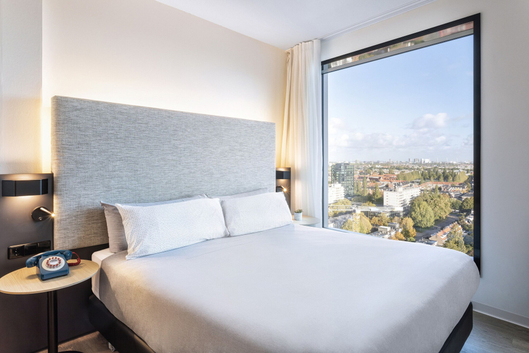 Bedroom 3, INNSiDE by Meliá Amsterdam, Amsterdam