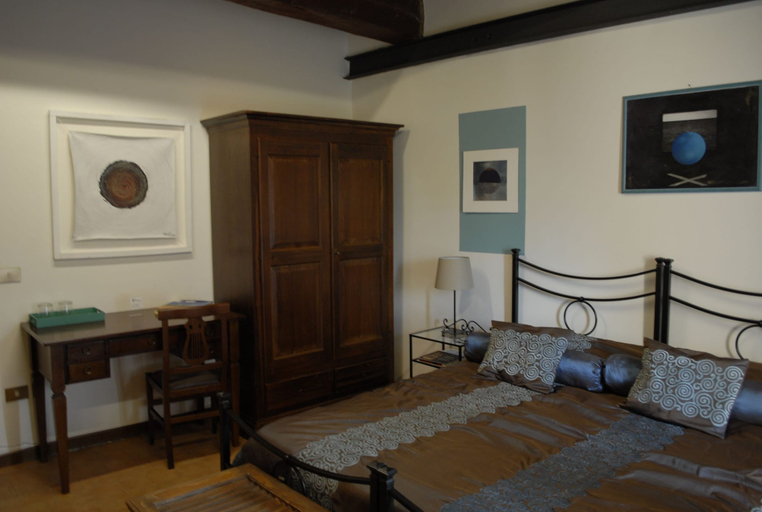 Bedroom 3, Palazzo Bonfranceschi, Macerata