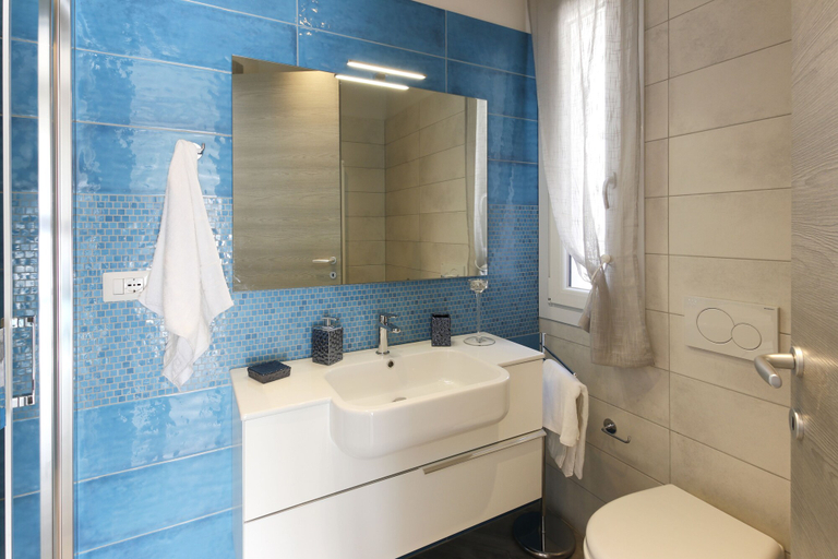 Bathroom 5, B&B Da Peo, Fermo