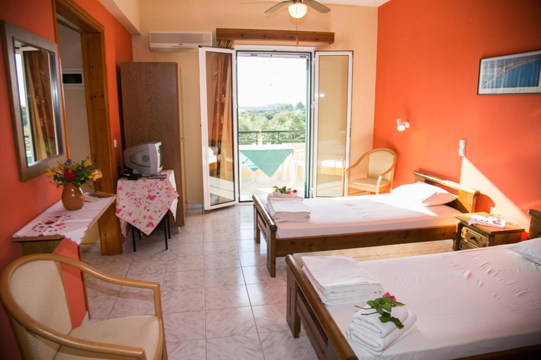 Bedroom 2, Almyros Studios & Apartments, Ionian Islands