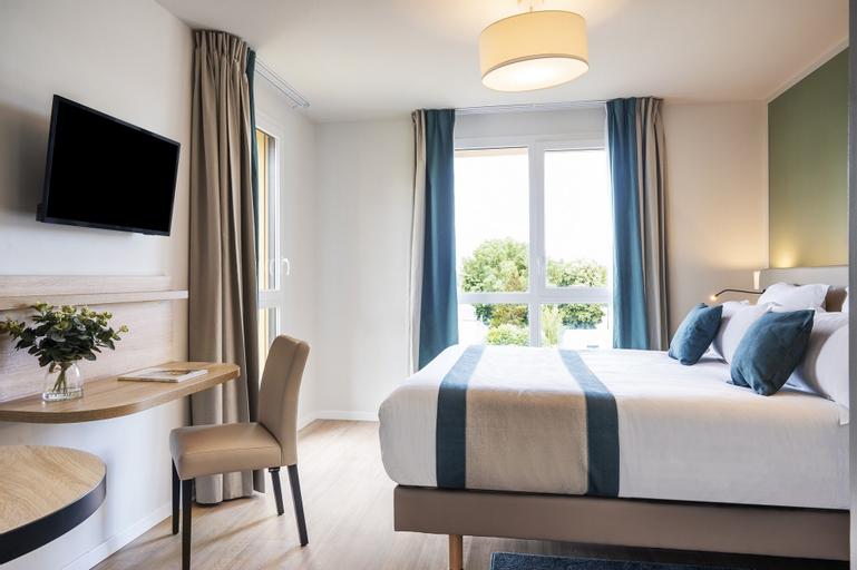 Bedroom 3, Residhome Chartres, Eure-et-Loir