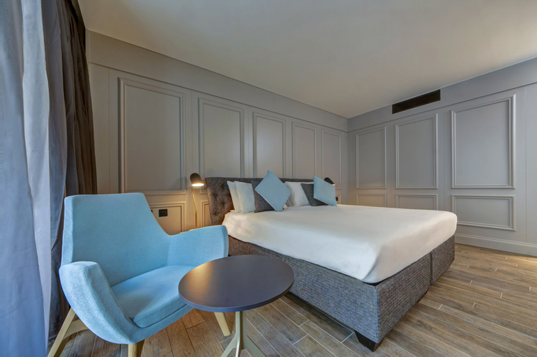 Bedroom 3, Land's End Boutique Hotel