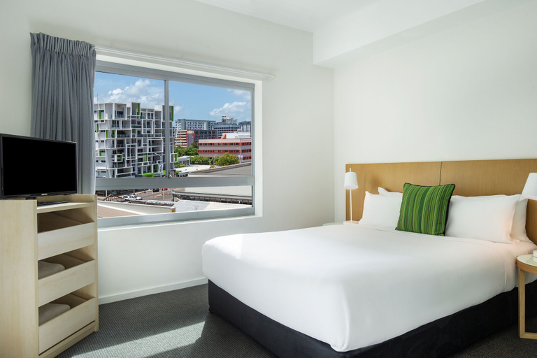 Bedroom 4, Mantra Pandanas Darwin, Darwin