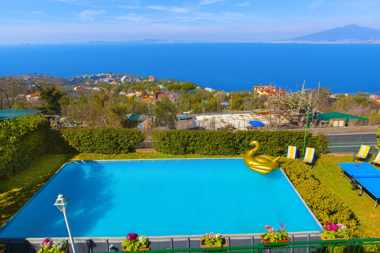 Sport & Beauty 4, Villa Luisa play& pool, Napoli