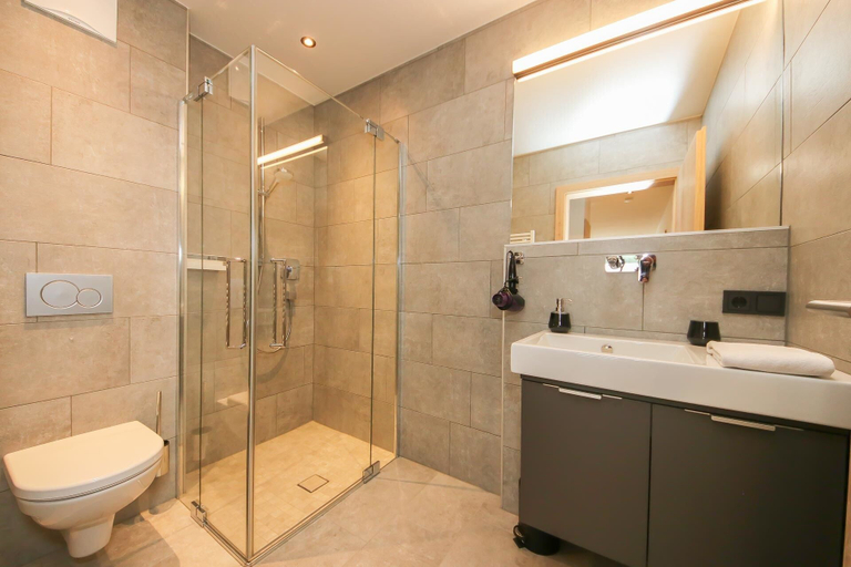 Bathroom 4, Sunny Ferienwohnungen, Zell am See