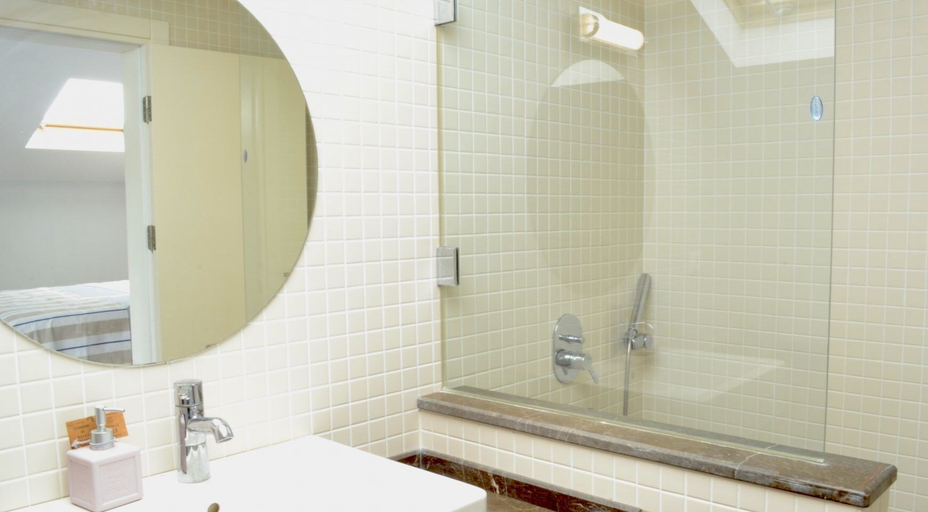 Bathroom 5, Topaz Apartment, Fethiye