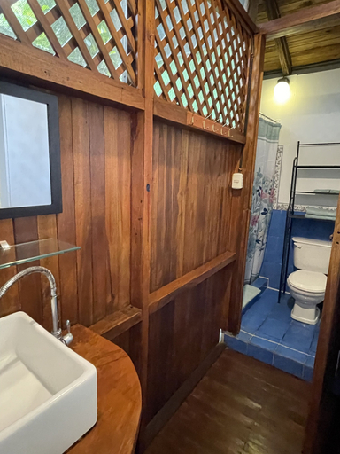 Bathroom 4, The Chorotega Arte y Sol Hotel, Puntarenas