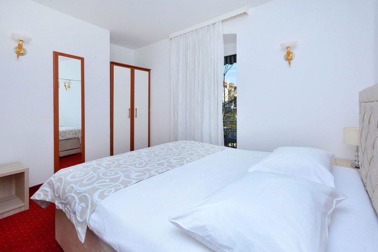 Bedroom 2, Hotel Adriana, Split