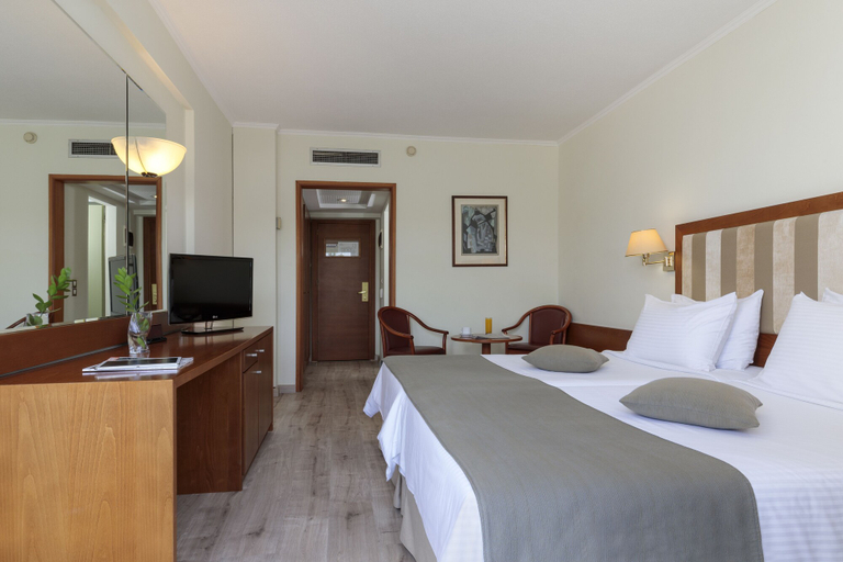 Bedroom 3, Best Western Plus Hotel Plaza, South Aegean