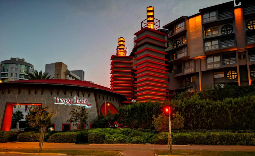 Exterior & Views 2, Limak Lara De Luxe Hotel - All Inclusive, Antalya