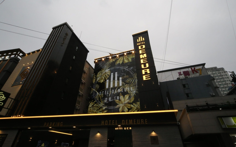 Exterior & Views 2, Daejeon Yuseong Hotel Demeure, Yuseong