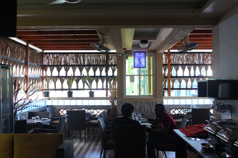 Food & Drinks 5, Six In One, Malé