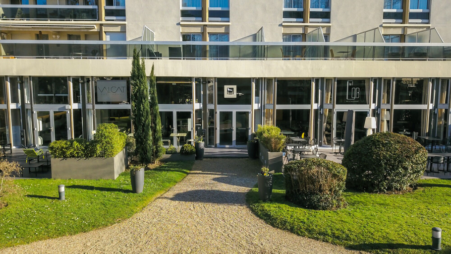 Exterior & Views 2, Best Western Plus Hotel Du Parc Chantilly, Oise