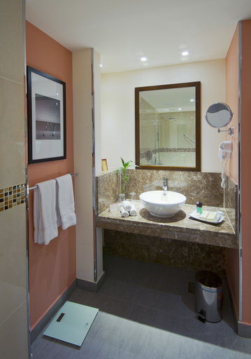 Bathroom 5, Novotel Suites Riyadh Olaya, Riyadh