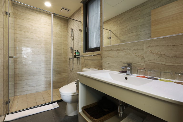 Bathroom 5, KUN Hotel Feng Chai, Taichung