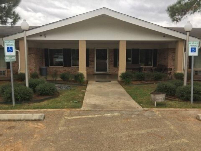 Exterior & Views 2, Americas Best Value Inn Caldwell, Burleson