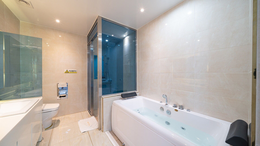 Bathroom 4, Hotel the One Yeosu, Yeosu