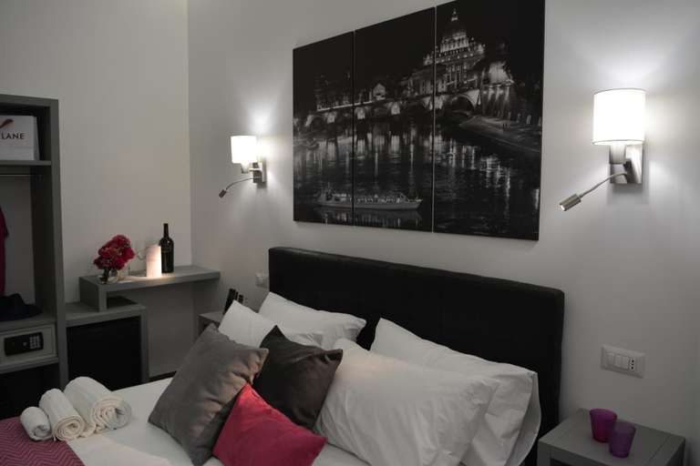 Bedroom 3, Room91 S.Peter, Rome